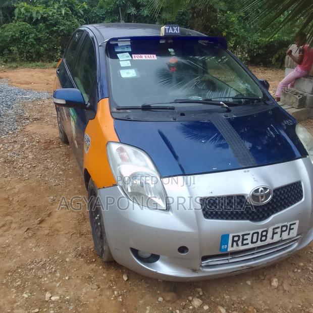 Toyota Vitz 2010