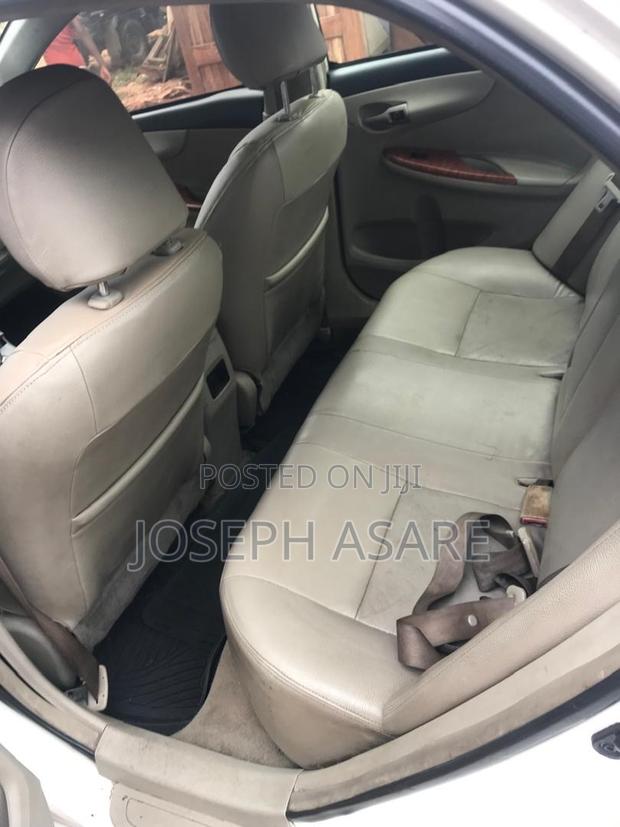 Toyota Corolla 2013 White