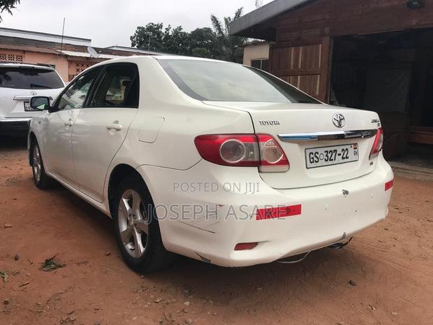 Toyota Corolla 2013 White