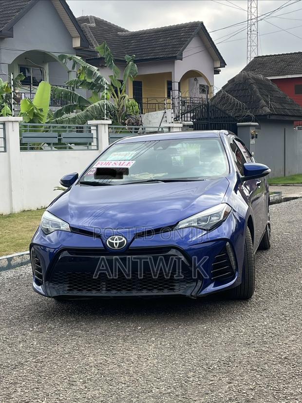 Toyota Corolla 2017 Blue