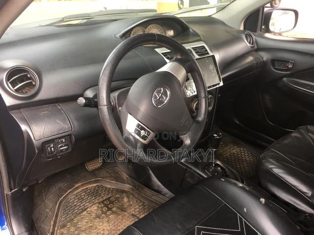 Toyota Yaris 1.5 Automatic 2009 Blue