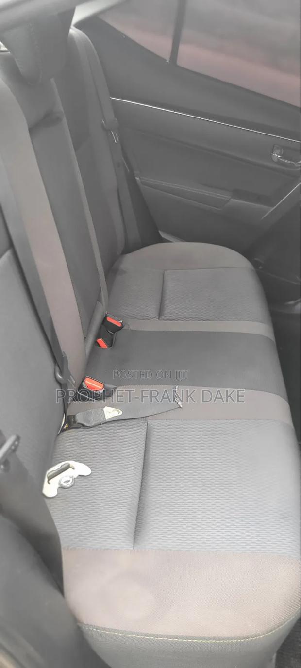 Toyota Corolla 2017 Beige