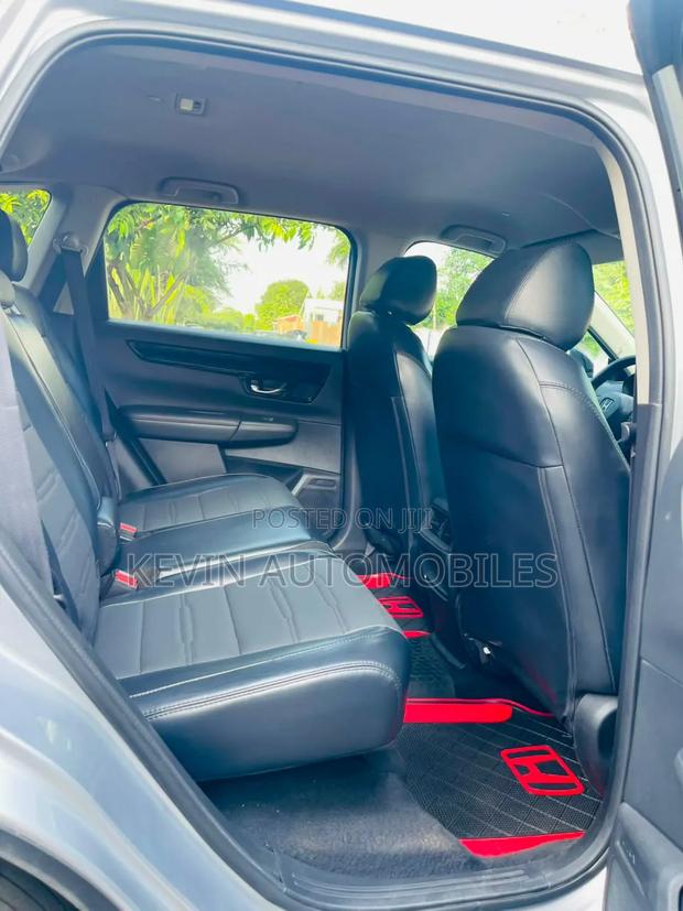 Honda CR-V 2024 Silver