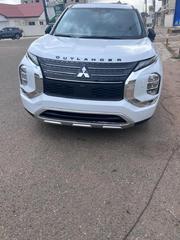 Mitsubishi Outlander SE 2023 White for sale