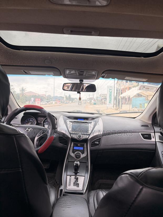 Hyundai Elantra GLS Sedan FWD (1.8L 4cyl 6A) 2013 Silver