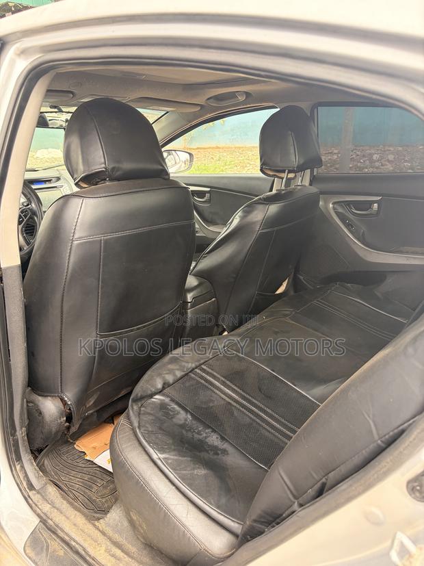 Hyundai Elantra GLS Sedan FWD (1.8L 4cyl 6A) 2013 Silver