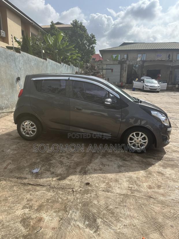Chevrolet Spark LS 4dr Hatchback (1.2L 4cyl 5M) 2014 Gray