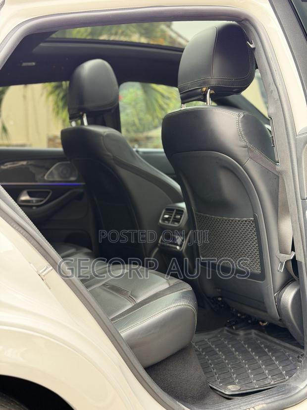 Mercedes-Benz GLE-Class AMG GLE 63 S 4MATIC 2021 Ivory