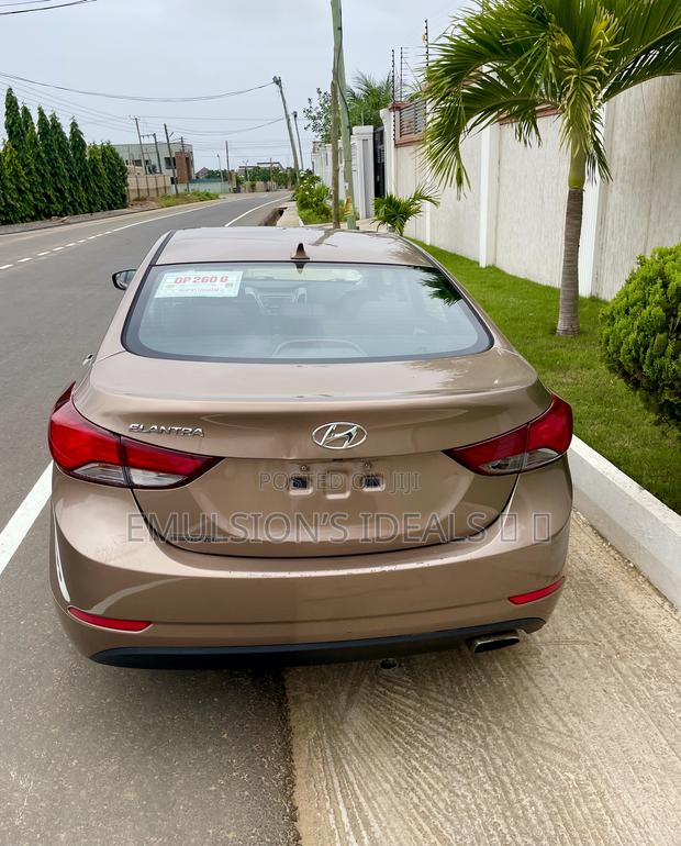 Hyundai Elantra Sport 4dr Sedan (2.0L 4cyl 6A) 2015 Brown