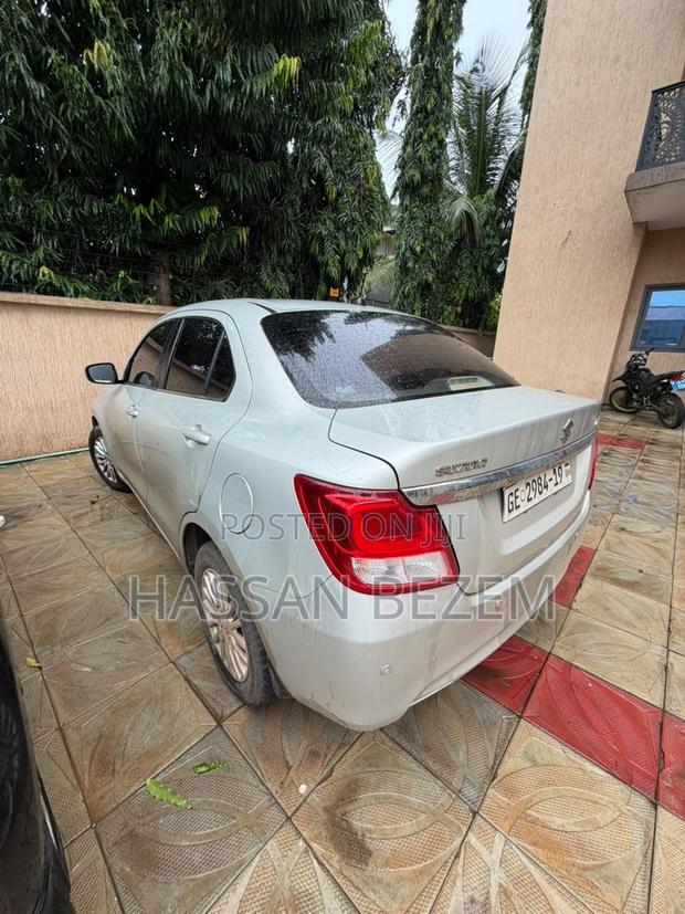 Suzuki Dzire 2018 Silver