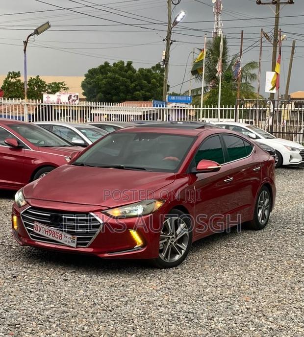Hyundai Elantra Limited Sedan FWD (2.0L 4cyl 6A) 2017 Red