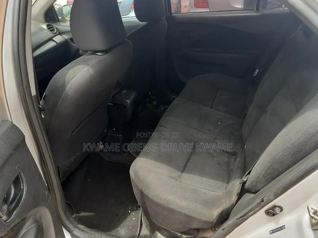 Toyota Yaris 2009 Silver