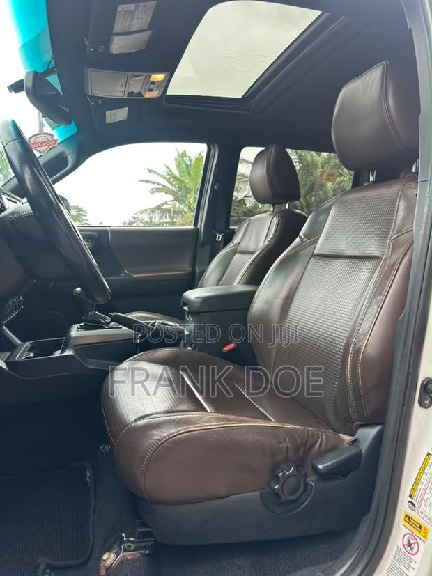 Toyota Tacoma 4dr Double Cab 2016 White