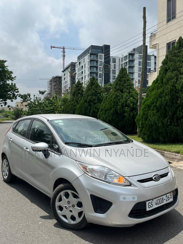 Ford Fiesta 2013 Silver