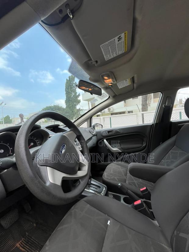 Ford Fiesta 2013 Silver
