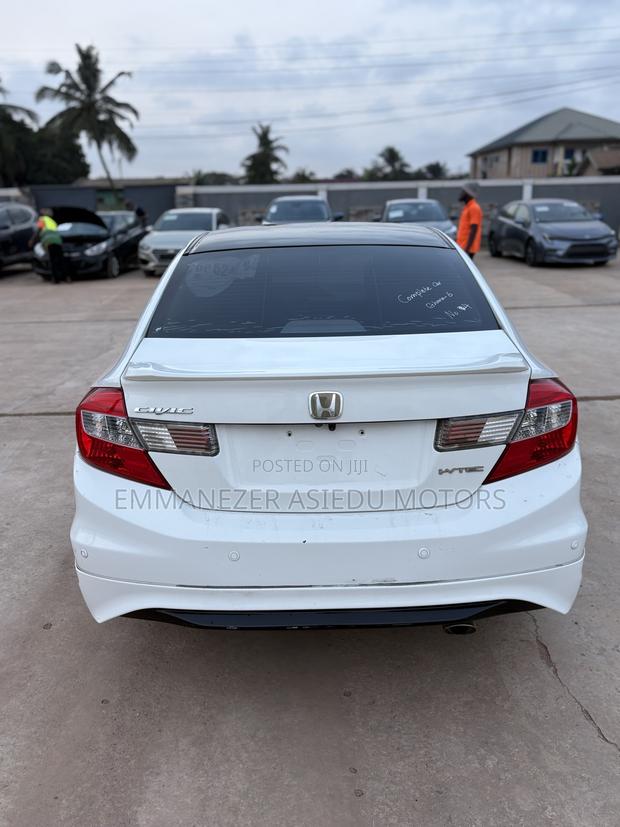 Honda Civic EX-L 4dr Sedan w/Nav (1.8L 4cyl CVT) 2014 White