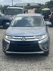 Mitsubishi Outlander 2017 Gray for sale