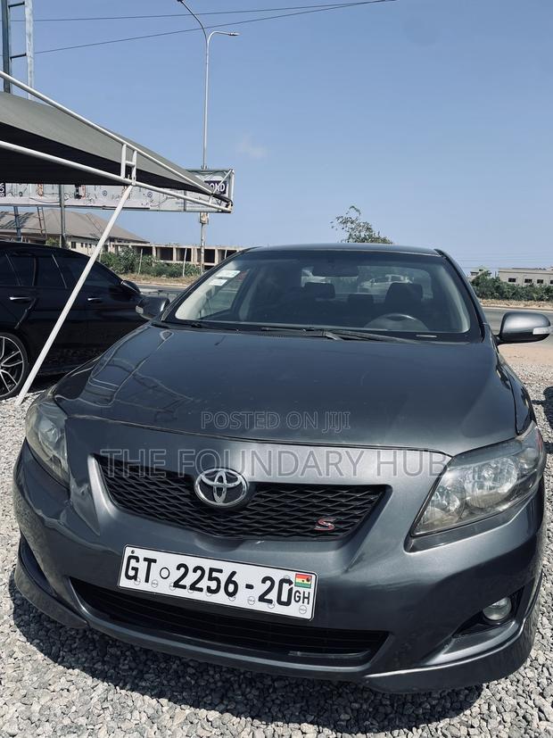 Toyota Corolla S 4dr Sedan (1.8L 4cyl 4A) 2012 Gray