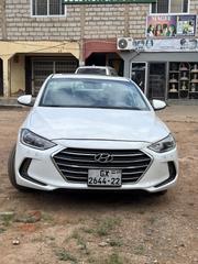 Hyundai Elantra SE Sedan FWD (2.0L 4cyl 6M) 2017 White for sale