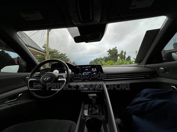 Hyundai Elantra SEL 2022 Black