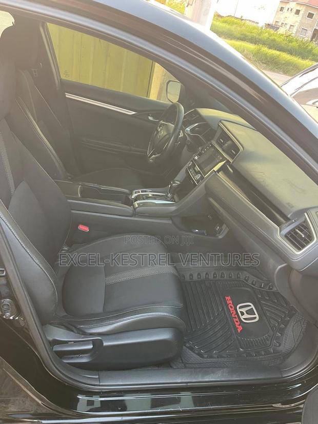 Honda Civic Sport 2021 Black