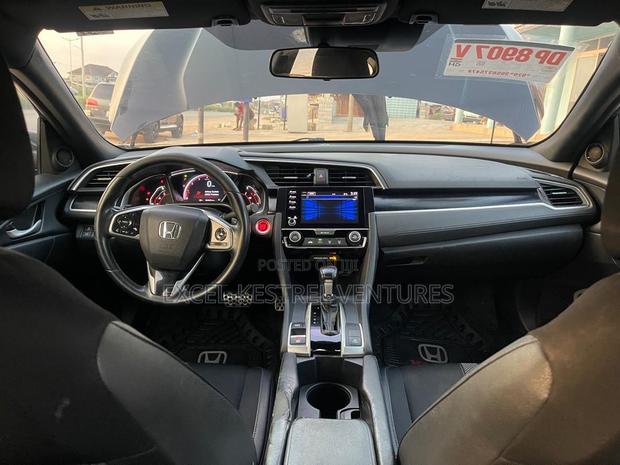 Honda Civic Sport 2021 Black