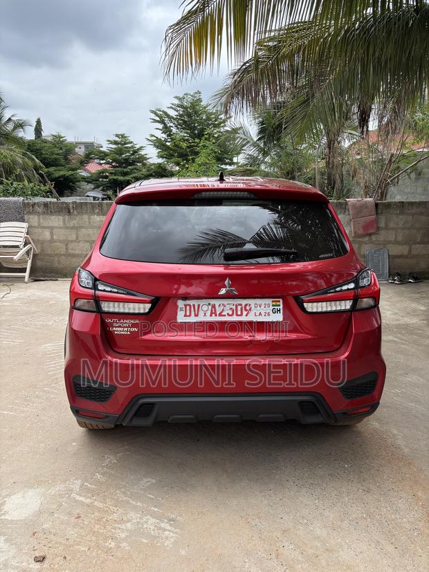 Mitsubishi Outlander 2.0 PHEV AWD 2021 Red