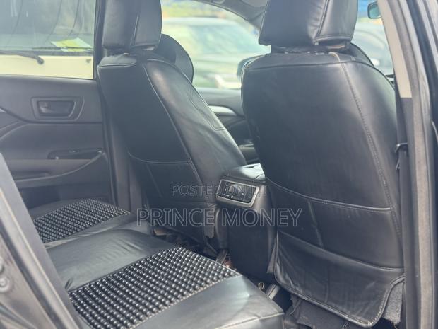 Toyota Highlander 2016 Black