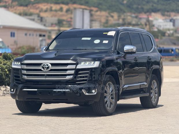 Toyota Land Cruiser 2022 Black