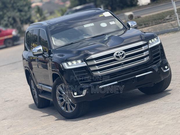 Toyota Land Cruiser 2022 Black