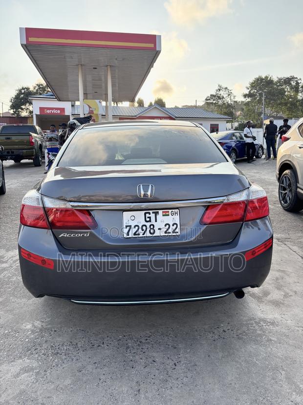 Honda Accord EX 4dr Sedan (2.4L 4cyl 6M) 2015 Gray