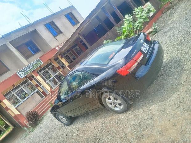 Hyundai Sonata 2010 Black