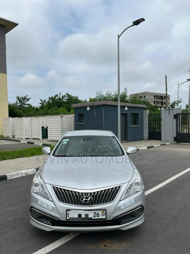 Hyundai Grandeur 2015 Silver