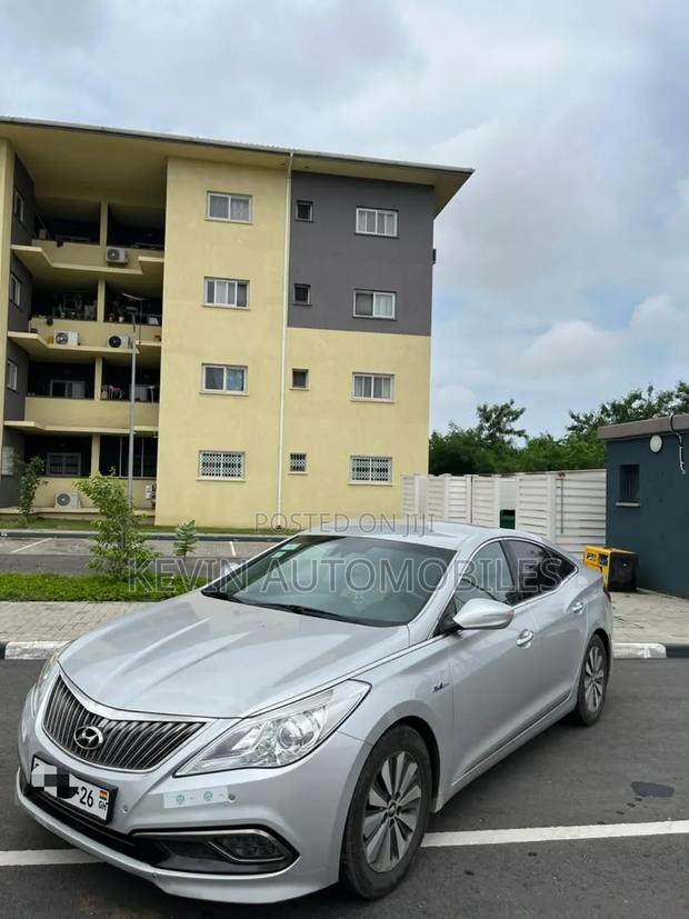 Hyundai Grandeur 2015 Silver