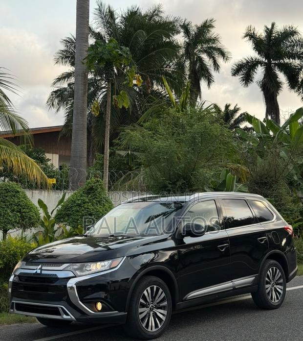Mitsubishi Outlander 2019 Black