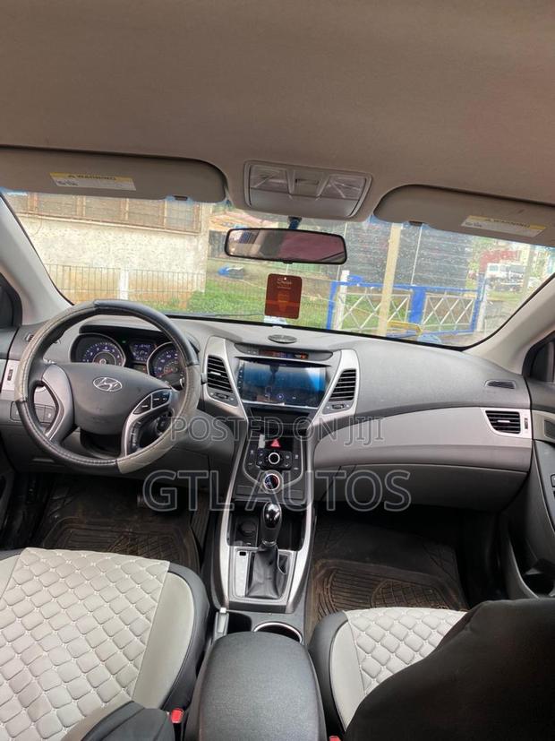 Hyundai Elantra 2016 Blue