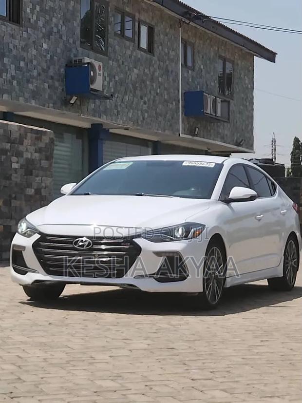 Hyundai Elantra 2017 White