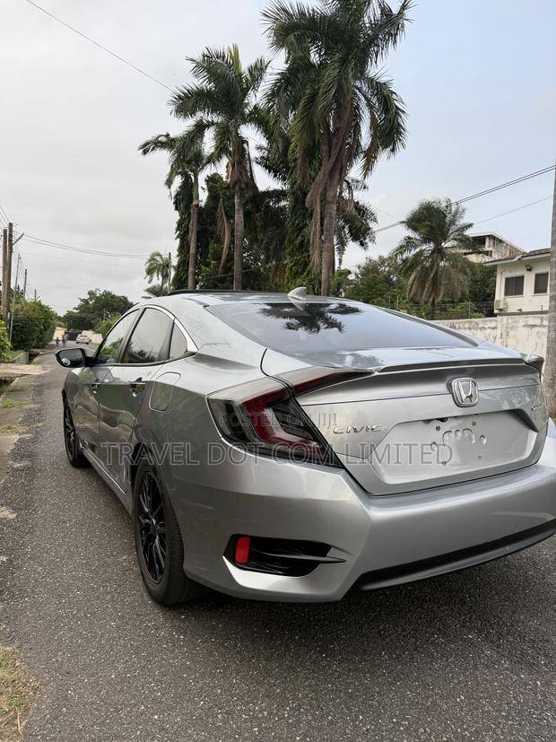 Honda Civic Touring Sedan 2018 Gray