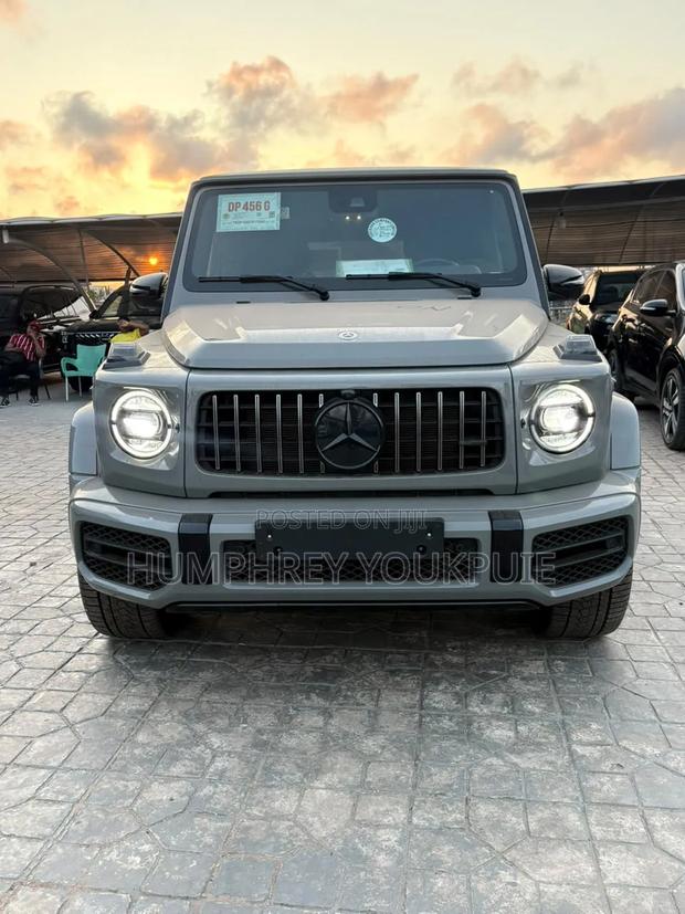 Mercedes-Benz G-Class 2024