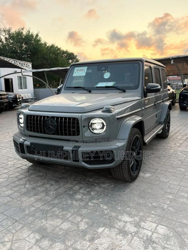 Mercedes-Benz G-Class 2024
