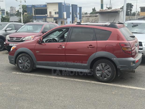 Pontiac Vibe 2008 Red