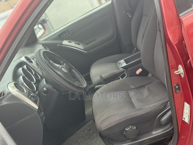 Pontiac Vibe 2008 Red