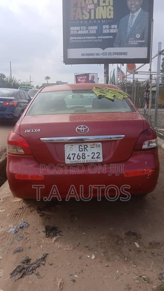 Toyota Belta 2010 Red