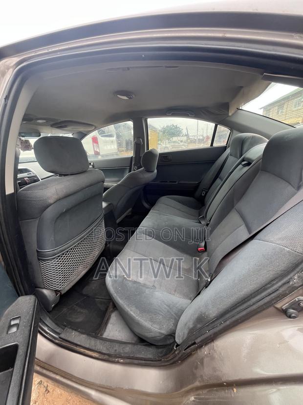 Mitsubishi Galant 2009 Brown