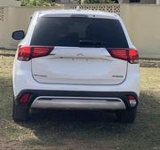 Mitsubishi Outlander 2019 White for sale