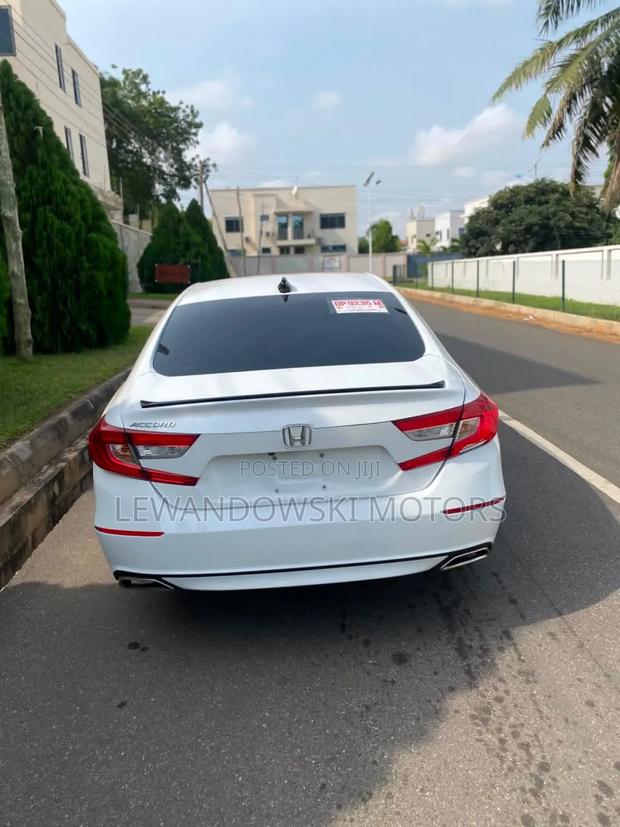 Honda Accord 2022 White