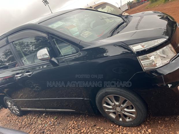 Toyota Voxy ZS Kirameki III 2WD 8-Seater 2013 Black