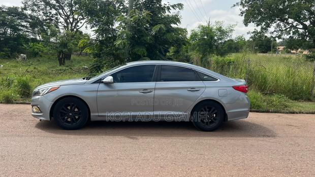 Hyundai Sonata 2015 Gray