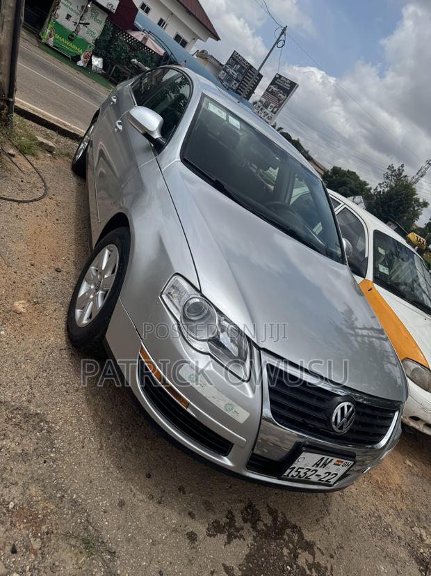 Volkswagen Passat 2007 Silver