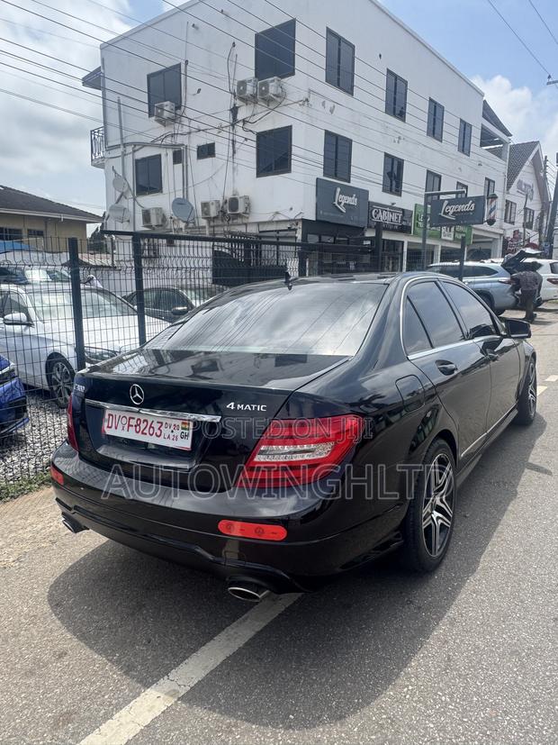 Mercedes-Benz C300 Sport 4Matic Sedan AWD (3.5L 6cyl 7A) 2013 Black
